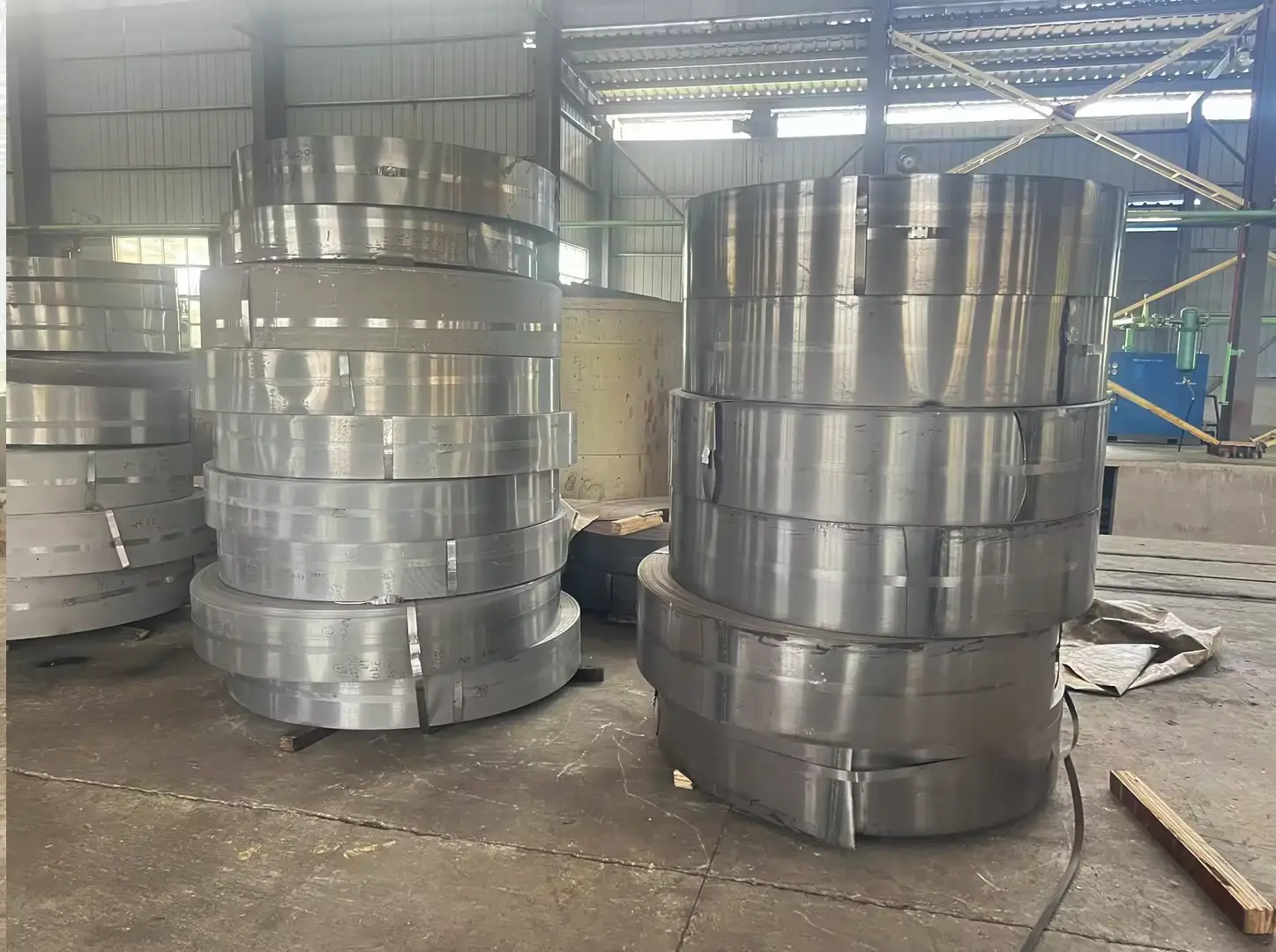 how are steel coils unrolled